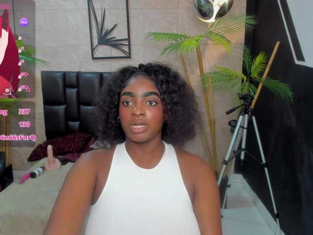 alana-bonny live cam on BongaCams