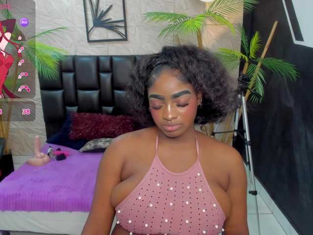 alana-bonny live cam on BongaCams