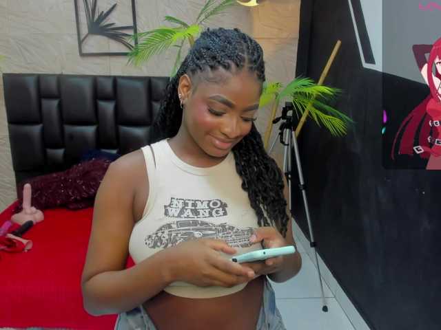 alana-bonny live cam on BongaCams