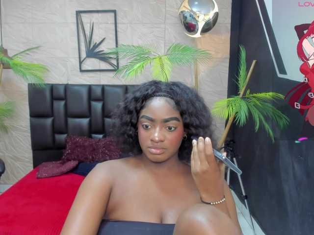 alana-bonny live cam on BongaCams