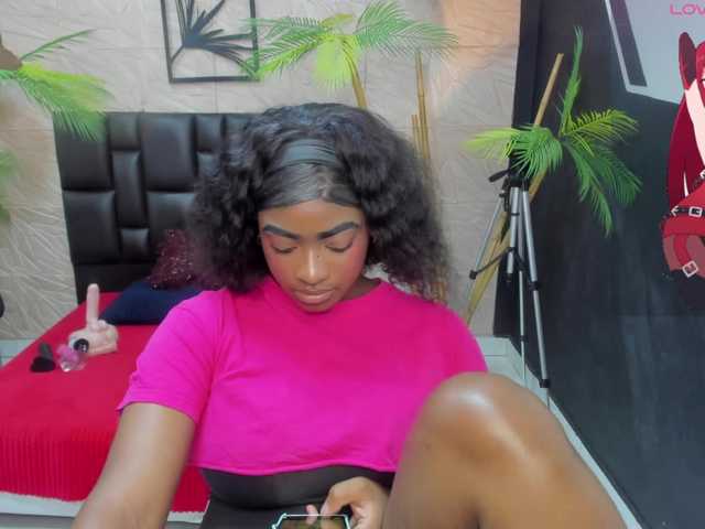 alana-bonny live cam on BongaCams
