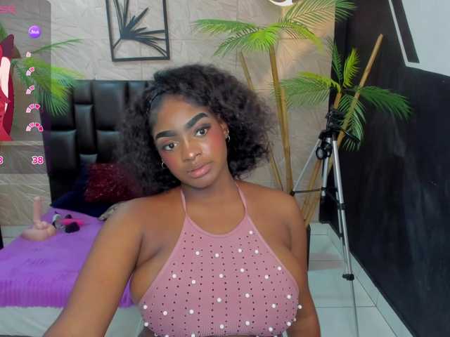 alana-bonny live cam on BongaCams