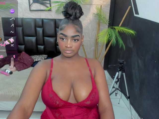 alana-bonny live cam on BongaCams
