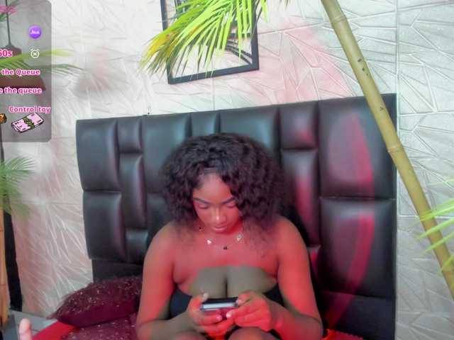 alana-bonny live cam on BongaCams