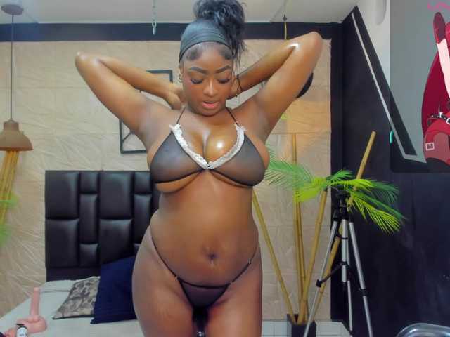 alana-bonny live cam on BongaCams