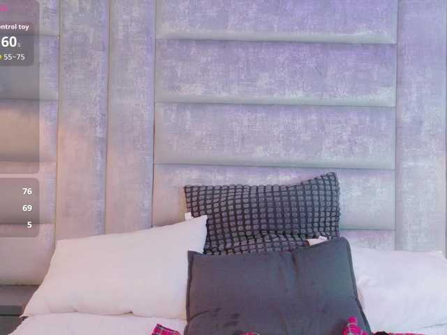 MeganMonroee's BongaCams show and profile