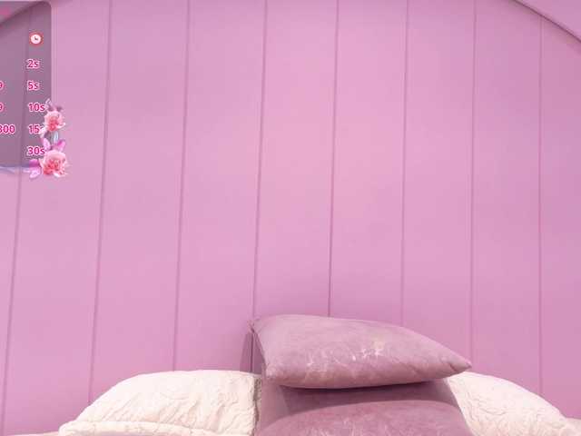 AmyJoness1 live cam on BongaCams