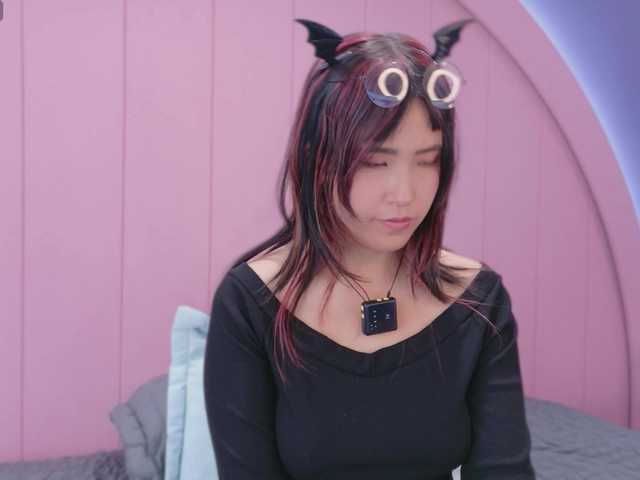 AmyJoness1 live cam on BongaCams