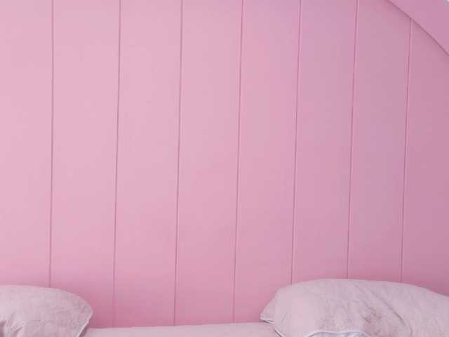 AmyJoness1 live cam on BongaCams