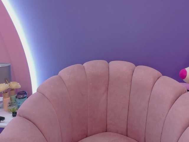 AmyJoness1 live cam on BongaCams