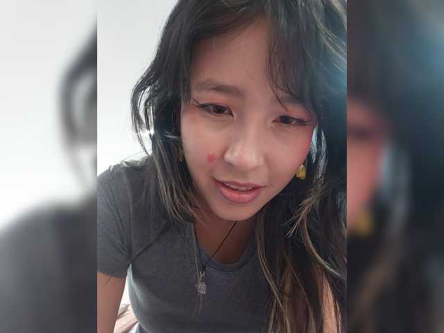 AmyJoness1 live cam on BongaCams