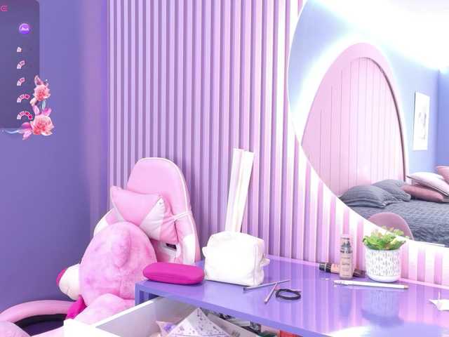 AmyJoness1 live cam on BongaCams