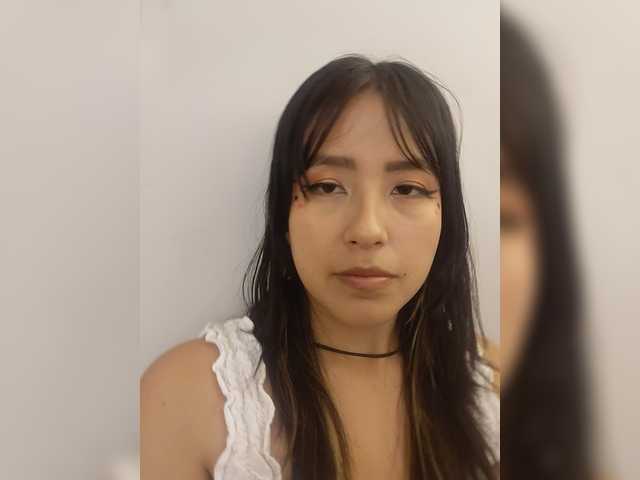 AmyJoness1 live cam on BongaCams