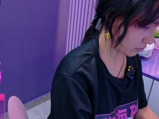 AmyJoness1 live cam on BongaCams