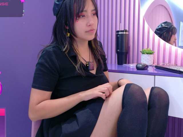 AmyJoness1 live cam on BongaCams