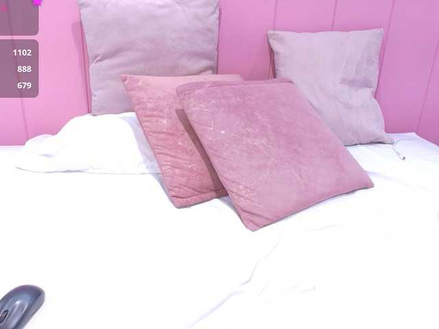 AmyJoness1 live cam on BongaCams