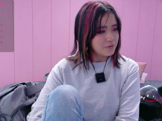 AmyJoness1 live cam on BongaCams