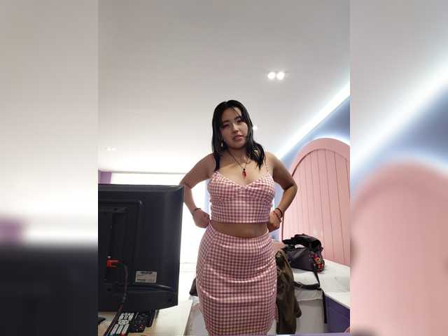 AmyJoness1 live cam on BongaCams