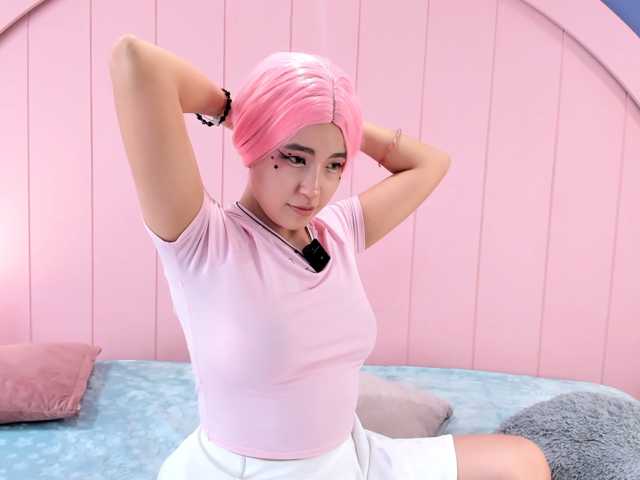 AmyJoness1 live cam on BongaCams
