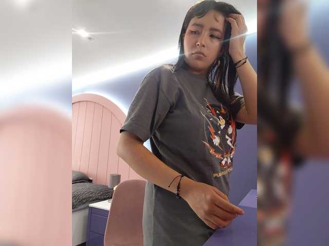 AmyJoness1 live cam on BongaCams