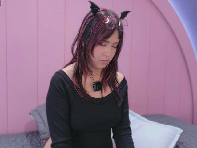 AmyJoness1 live cam on BongaCams