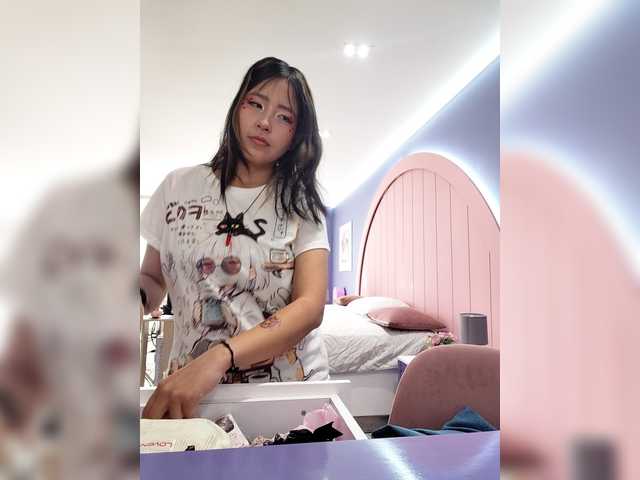 AmyJoness1 live cam on BongaCams