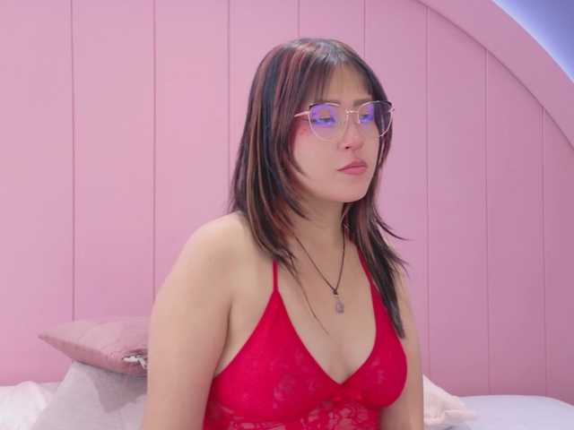 AmyJoness1 live cam on BongaCams