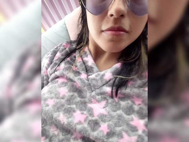 AmyJoness1's BongaCams show and profile