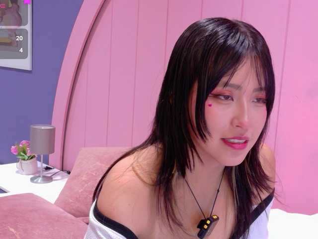 le modèle AmyJoness1 est en webcam porno dans un show sur le site bongacams, il possède les tags suivants: Latino/Hispanic,Brunette,Shaved