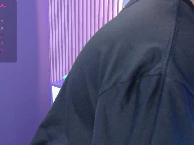 AmyJoness1 live cam on BongaCams