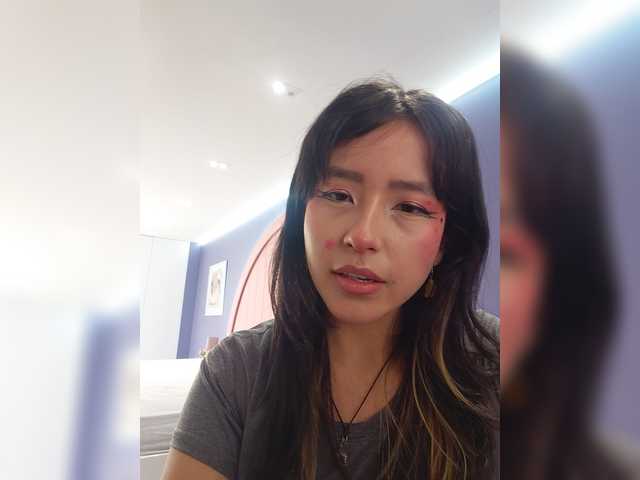 AmyJoness1 live cam on BongaCams