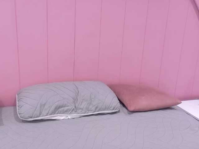 AmyJoness1 live cam on BongaCams