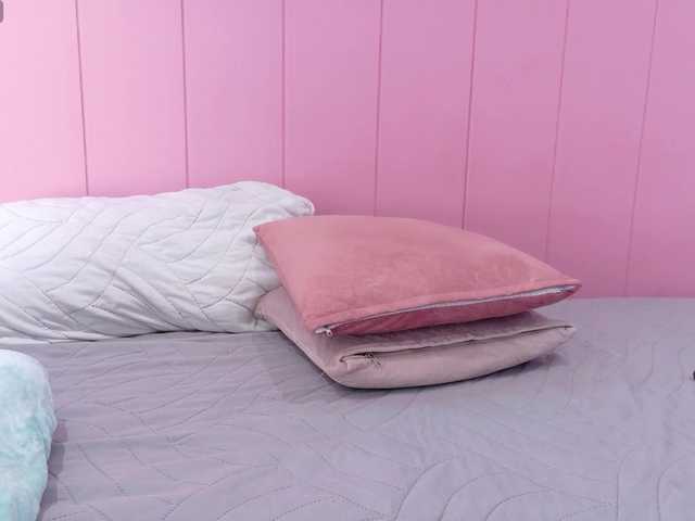 AmyJoness1 live cam on BongaCams