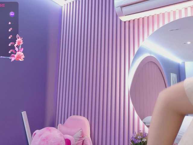 AmyJoness1 live cam on BongaCams
