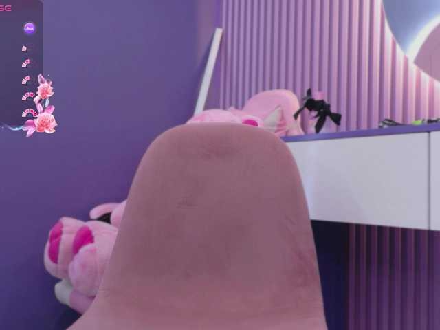 AmyJoness1 live cam on BongaCams