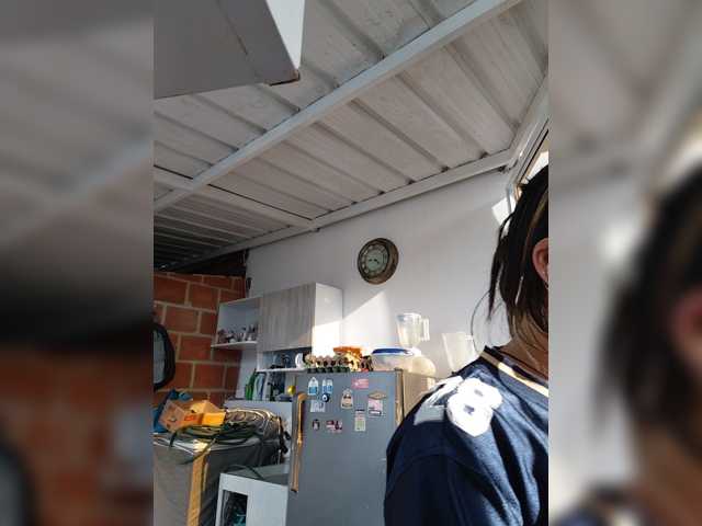 AmyJoness1 live cam on BongaCams