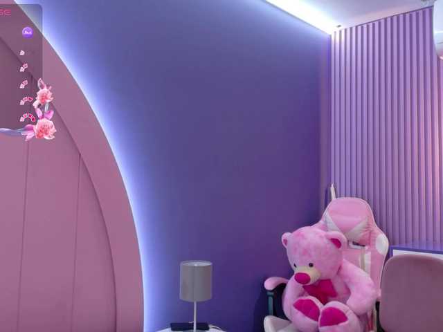 AmyJoness1 live cam on BongaCams