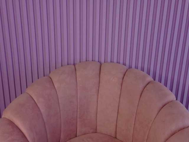 AmyJoness1 live cam on BongaCams