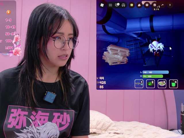 AmyJoness1 live cam on BongaCams