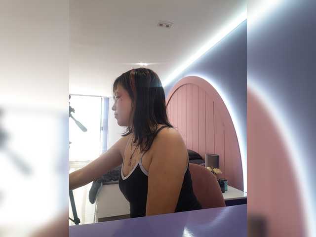 AmyJoness1 live webcam show