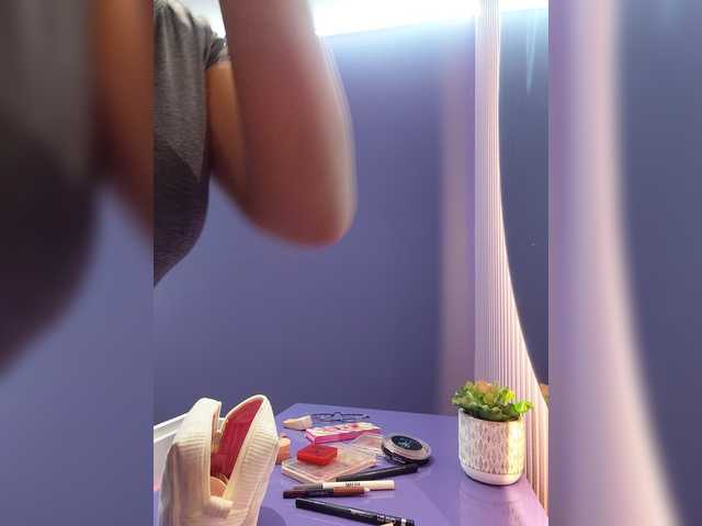 AmyJoness1 live cam on BongaCams