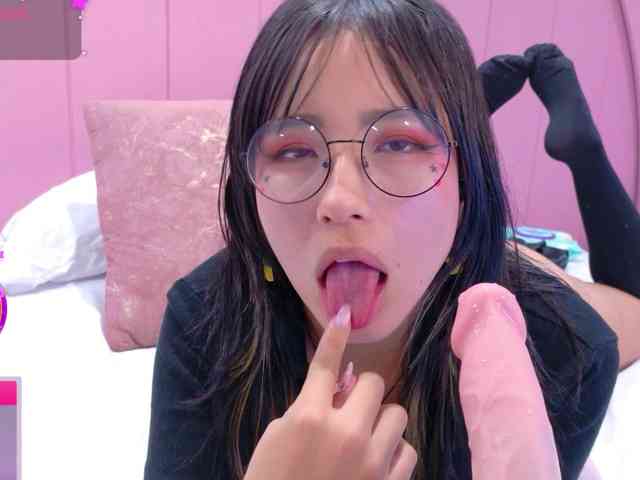 AmyJoness1 webcam