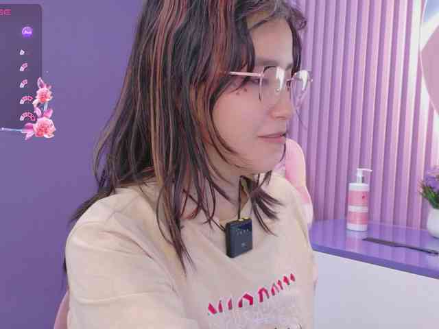 AmyJoness1 webcam