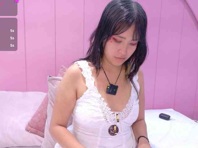 AmyJoness1 webcam