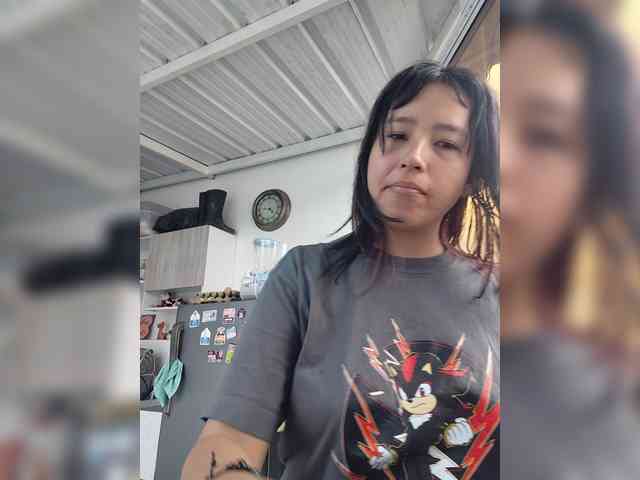 AmyJoness1 webcam