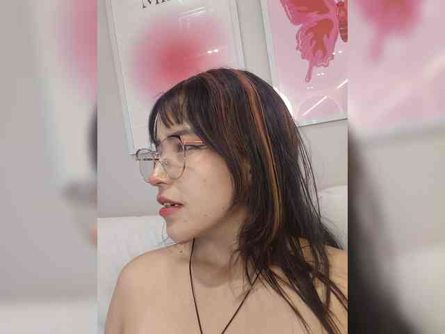 AmyJoness1 webcam
