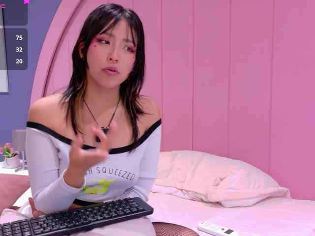 AmyJoness1 webcam