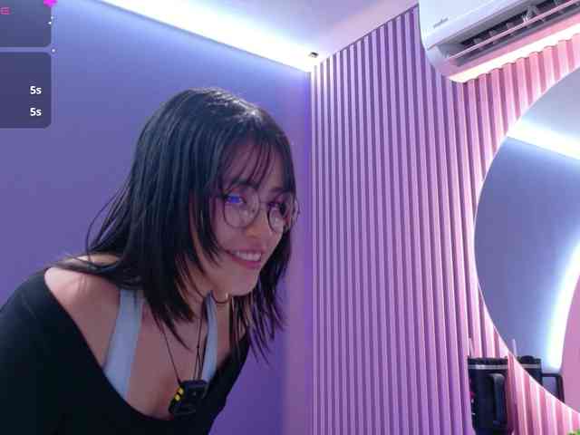 AmyJoness1 webcam