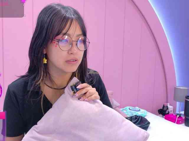 AmyJoness1 webcam