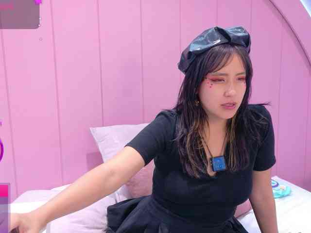 AmyJoness1 webcam